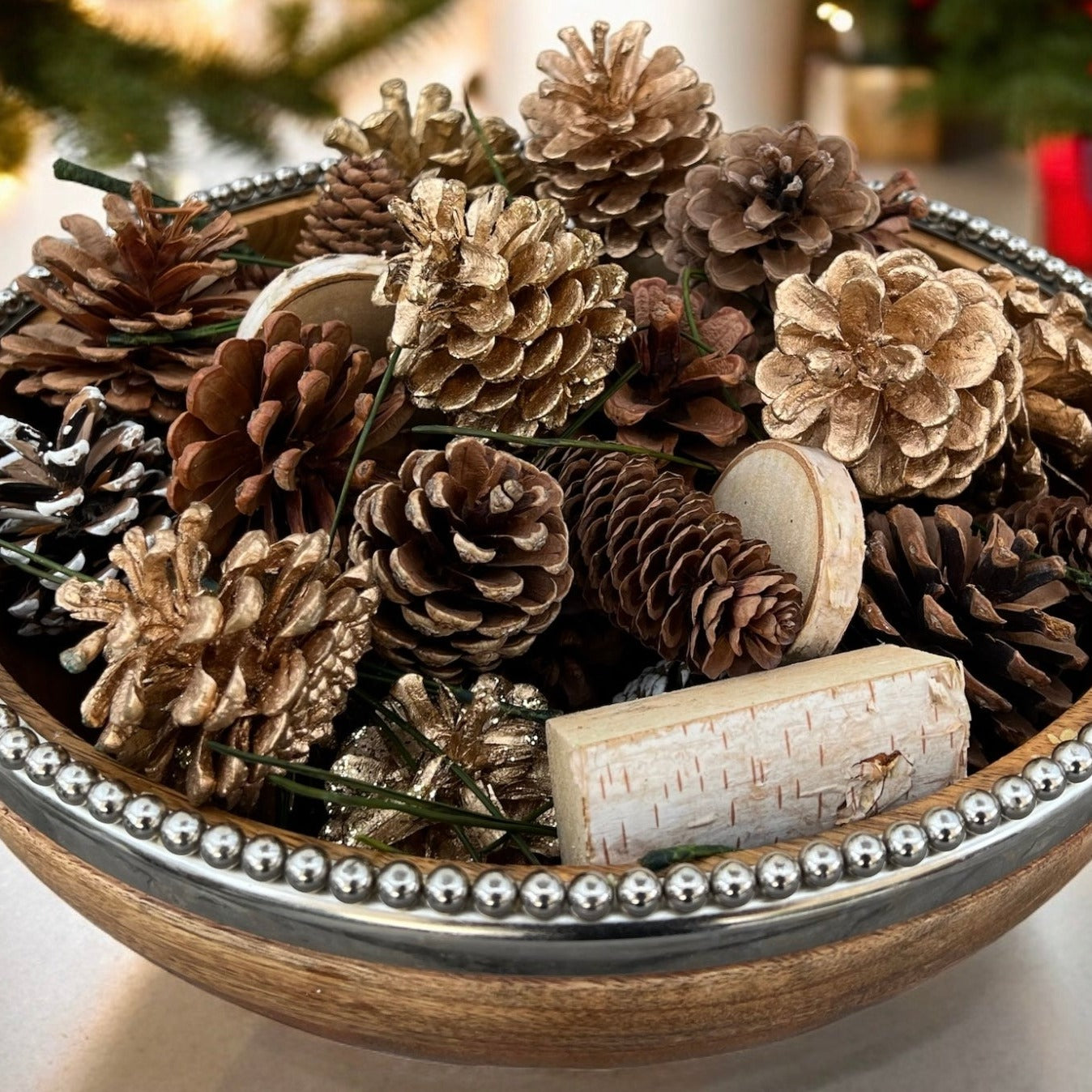 Log Cabin Pine Cone Melody, 16oz.